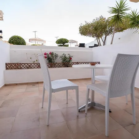 Casa Blue Sarantis בית הארחה